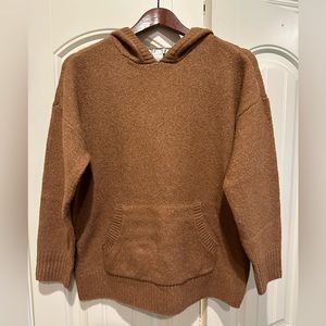 DESIGN HISTORY Lenta Hooded Sweater